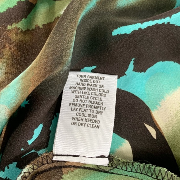 Abstract Brown Turquoise Animal Print Halter Top Dress Barn Blouse Size S - Picture 14 of 15